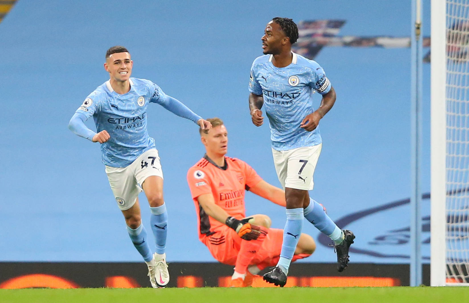 队的默契配 队的默契配